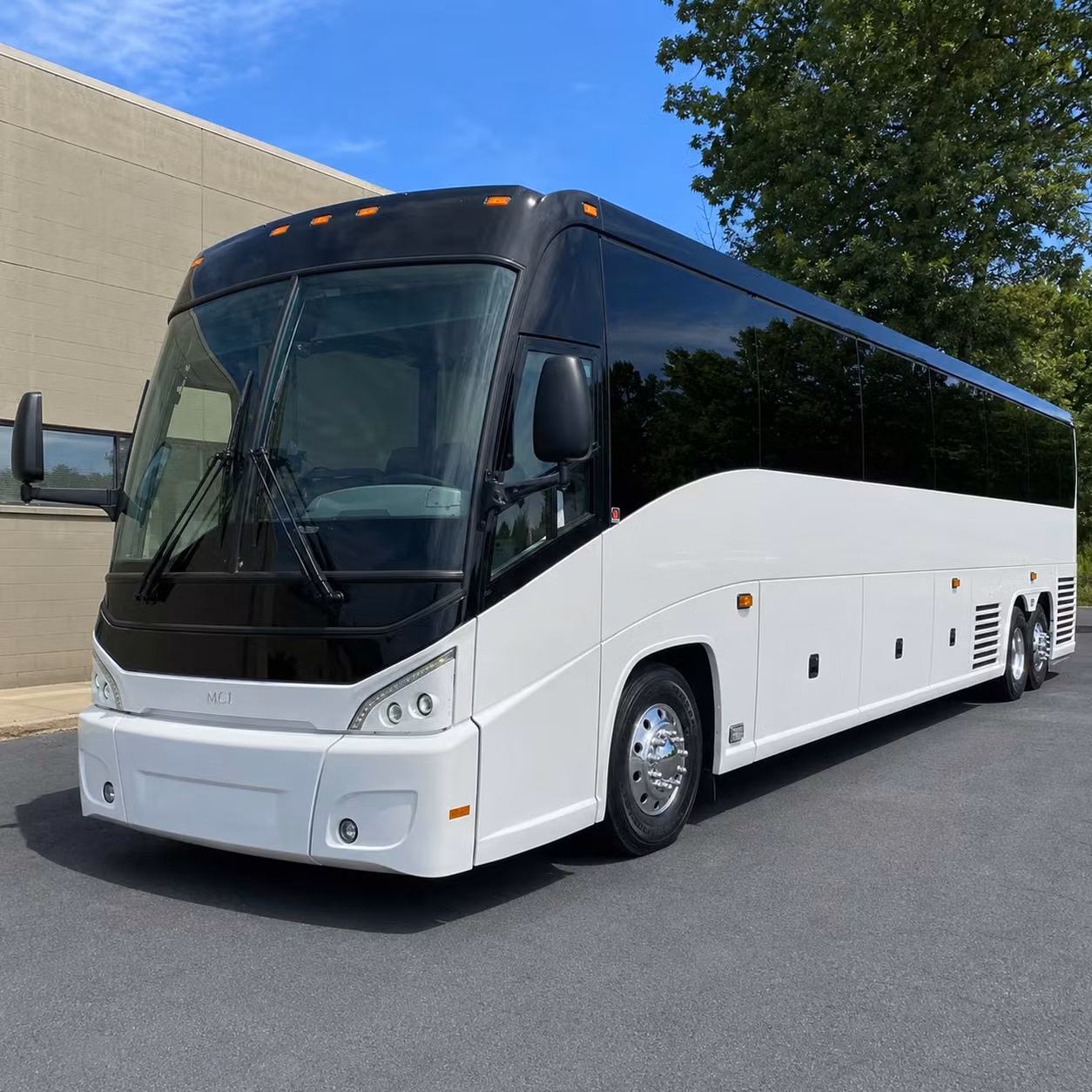 coachbusportland com makes finding portland to coast and mountain resort transportation easy