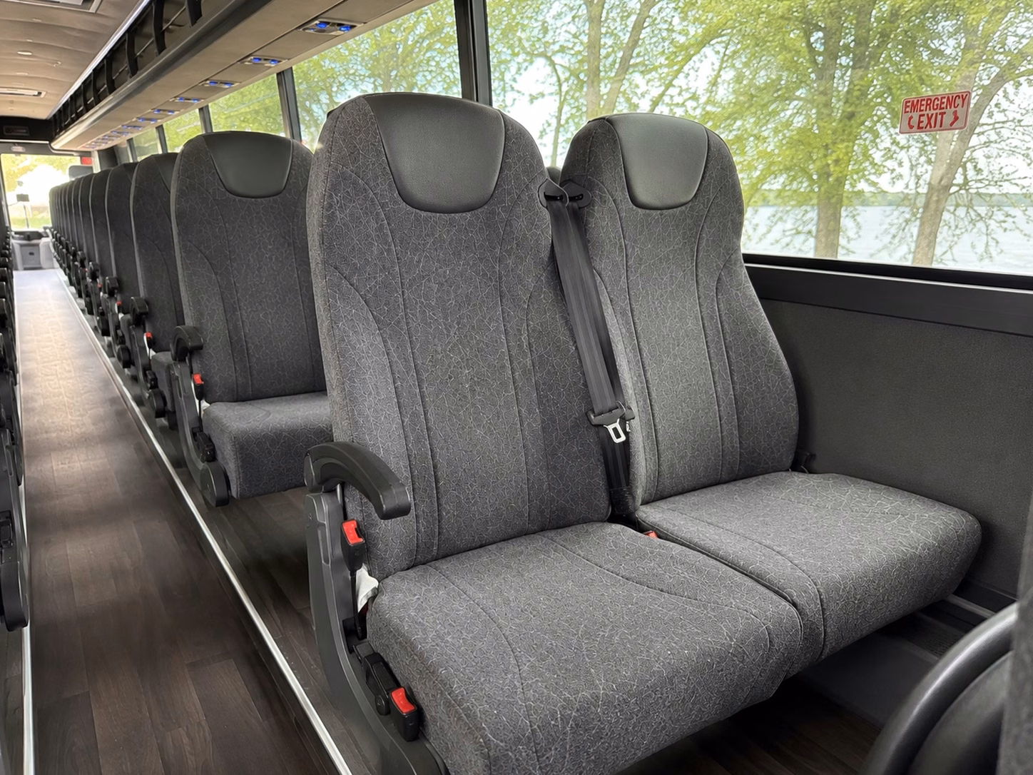 portland charter bus rental