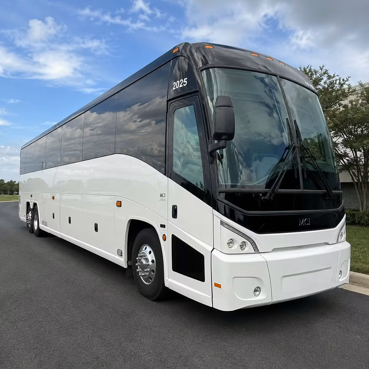 portland concert bus rentals to moda center edgefield and every major venue in the city